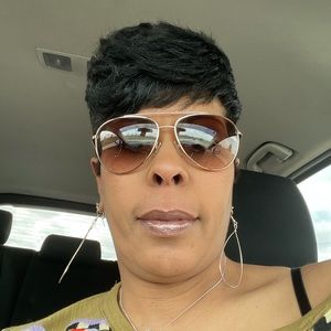 Meet your Posher, Chessica